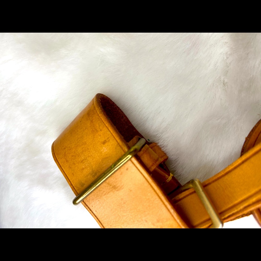 Louis Vuitton luggage w/ belt loop set - Picture 3 of 5